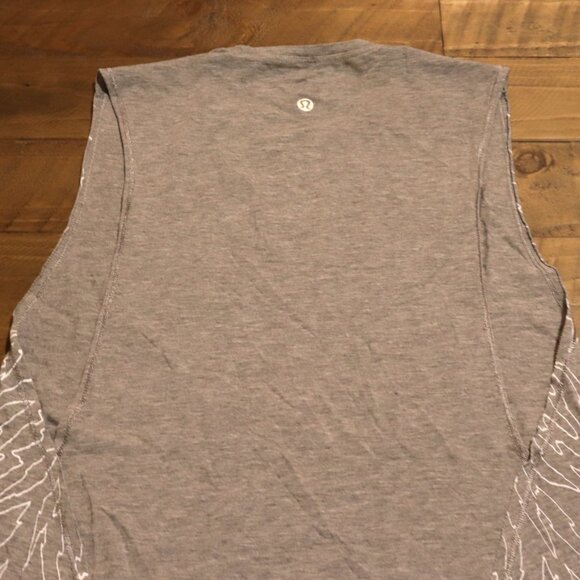 Lululemon | Gray White Muscle Hustle Tank Lightning Print - Picture 5 of 8
